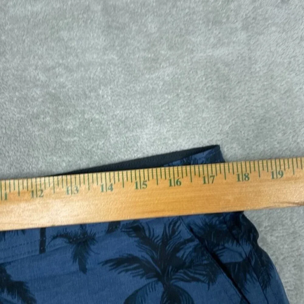 Kirkland Signature Mens Swim Shorts L Palm Print Stretch Quick-Dry a0290